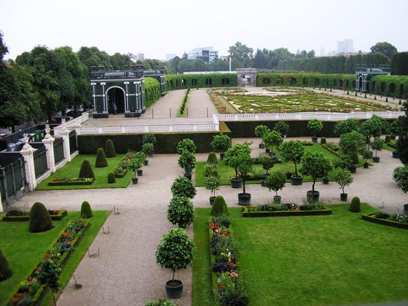 Veduta del giardino di Sconbrunn